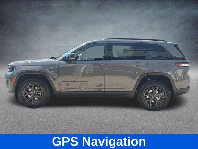 2027 Jeep Grand Cherokee Laredo Altitude