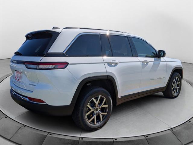 2027 Jeep Grand Cherokee GRAND CHEROKEE LAREDO X 4X4