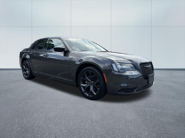 2023 Chrysler 300 Touring
