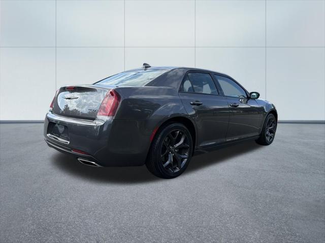 2023 Chrysler 300 Touring