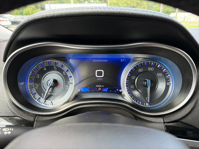 2023 Chrysler 300 Touring
