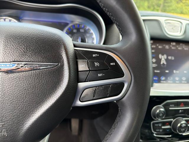 2023 Chrysler 300 Touring