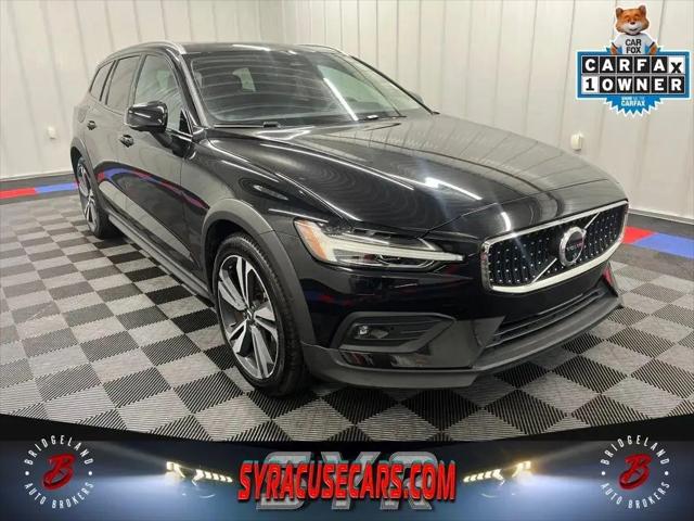 2025 Volvo V60 Cross Country Plus, B5 AWD Gas mild hybrid for sale in Bridgeport, NY