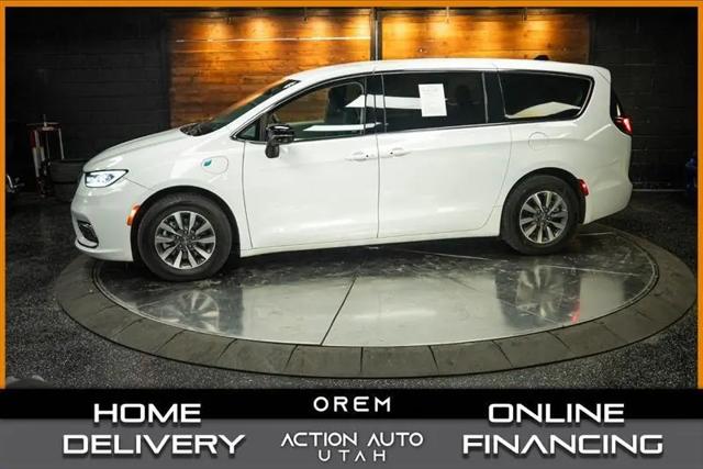2024 Chrysler Pacifica Hybrid Select for sale in Lehi, UT