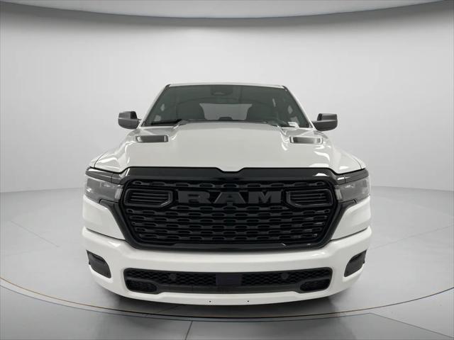 2026 Ram 1500 Express Crew Cab 4x4 57 Box