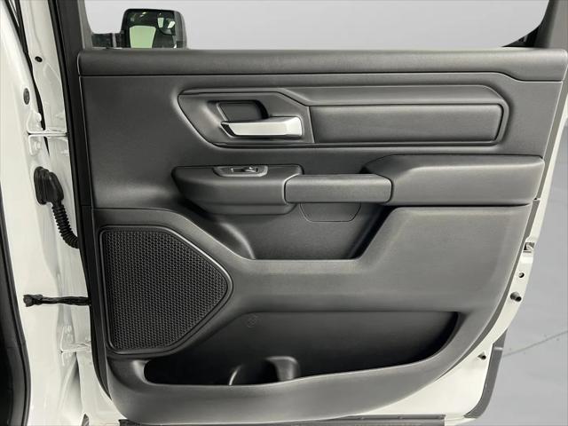2026 Ram 1500 Express Crew Cab 4x4 57 Box