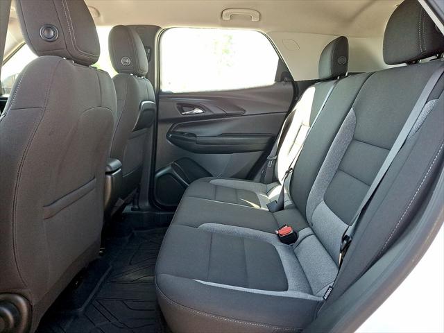 2025 Chevrolet Trailblazer LS - Photo 19