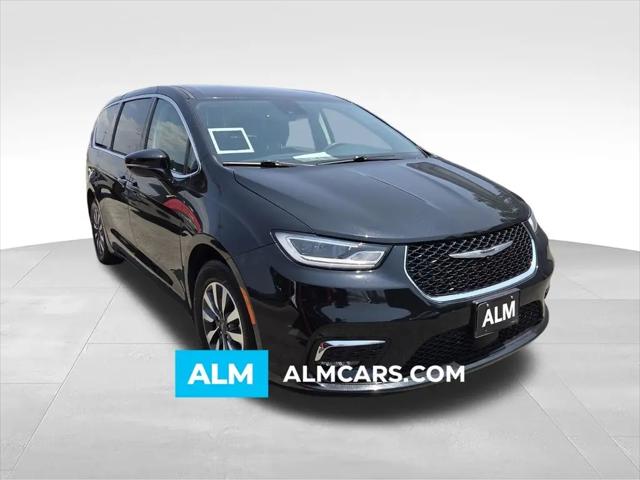 2024 Chrysler Pacifica Hybrid Select for sale in Macon, GA