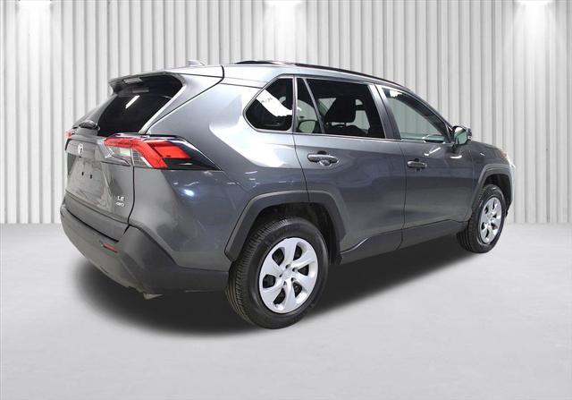 2020 Toyota RAV4 LE 2020 Toyota RAV4 LE