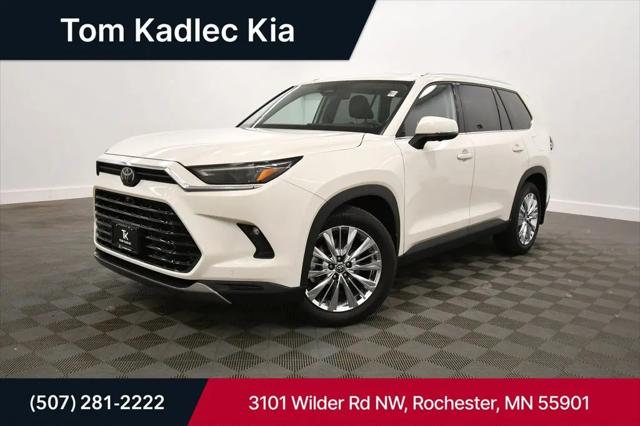 2024 Toyota Grand Highlander Platinum for sale in Rochester, MN