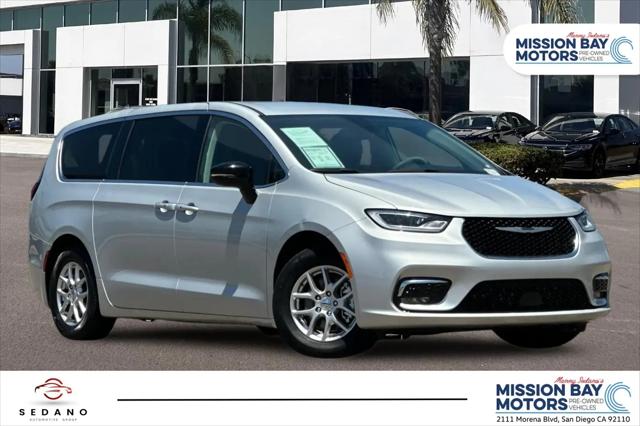 2024 Chrysler Pacifica Touring L for sale in San Diego, CA