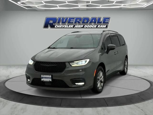 2023 Chrysler Pacifica Touring L AWD