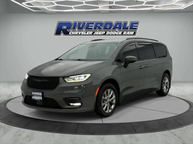 2023 Chrysler Pacifica Touring L AWD