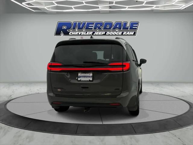 2023 Chrysler Pacifica Touring L AWD