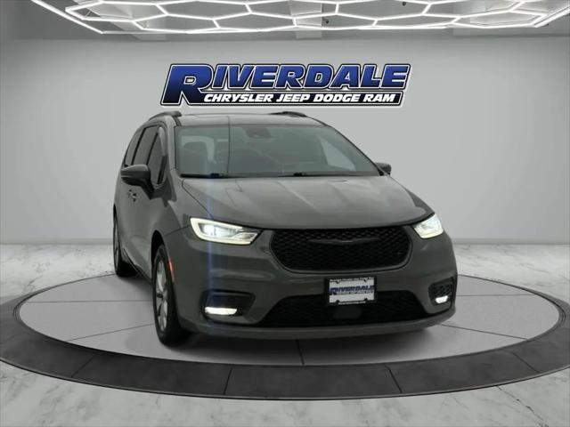 2023 Chrysler Pacifica Touring L AWD