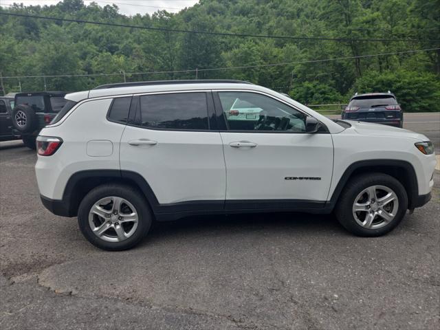 2024 Jeep Compass Latitude 4x4 2024 Jeep Compass Latitude 4x4