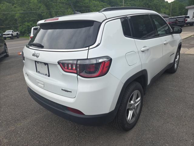 2024 Jeep Compass Latitude 4x4 2024 Jeep Compass Latitude 4x4