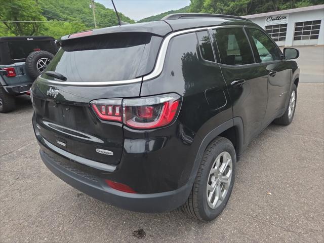 2024 Jeep Compass Latitude 4x4 2024 Jeep Compass Latitude 4x4