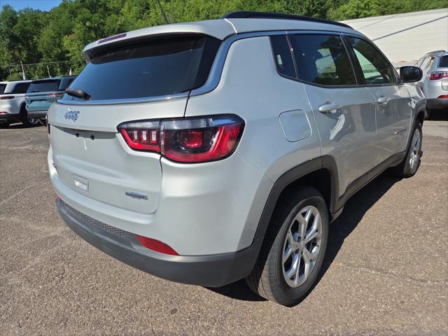2024 Jeep Compass Latitude 4x4 2024 Jeep Compass Latitude 4x4