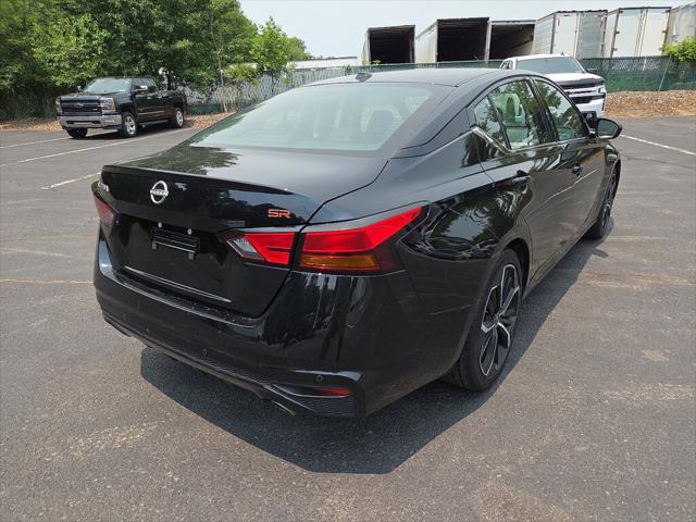 2024 Nissan Altima SR FWD 2024 Nissan Altima SR FWD