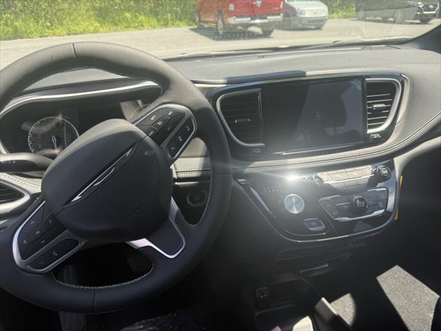 2027 Chrysler Pacifica Select 2027 Chrysler Pacifica Select