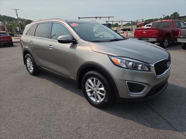 2017 Kia Sorento 2.4L LX 2017 Kia Sorento 2.4L LX