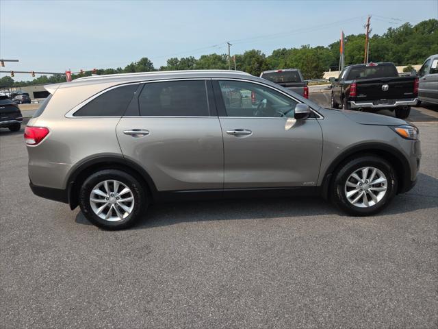 2017 Kia Sorento 2.4L LX 2017 Kia Sorento 2.4L LX