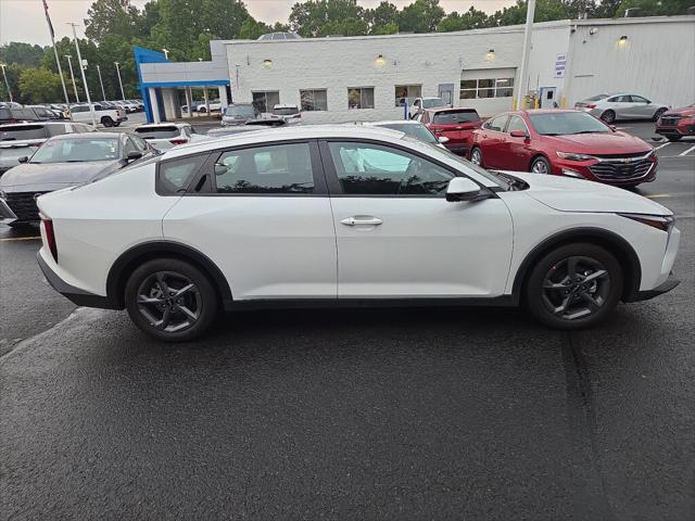 2026 Kia K4 LXS 2026 Kia K4 LXS