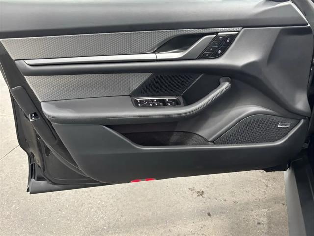 2026 Porsche Taycan 4