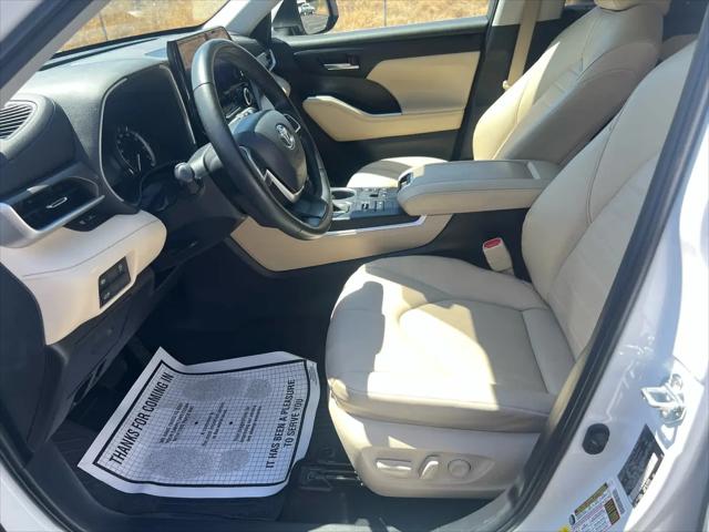 2023 Toyota Highlander XLE
