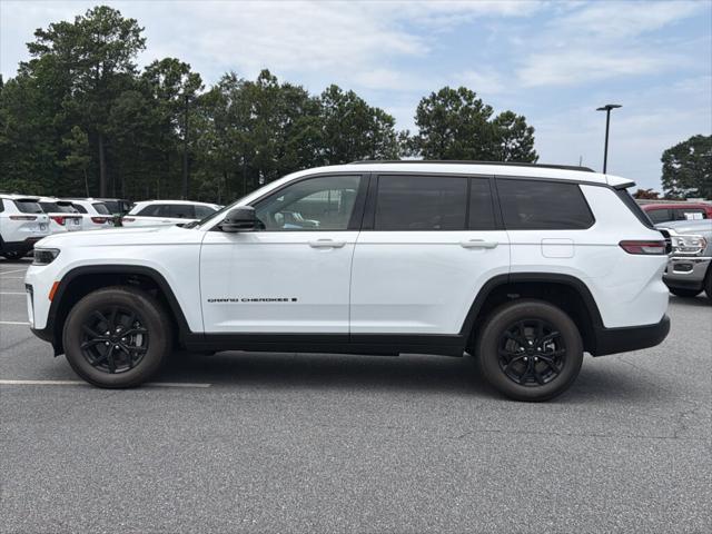 2026 Jeep Grand Cherokee L GRAND CHEROKEE L LAREDO ALTITUDE 4X2