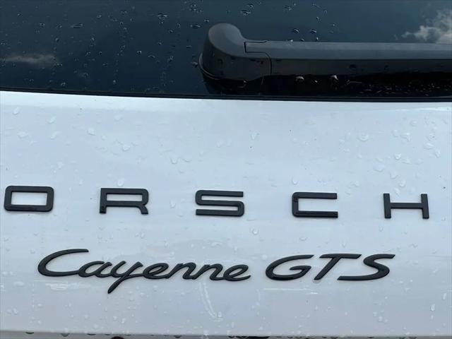 2016 Porsche Cayenne GTS