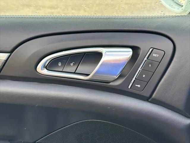 2016 Porsche Cayenne GTS