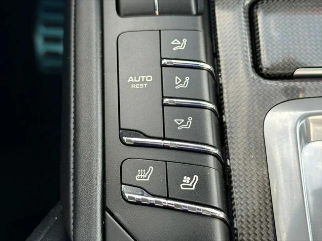 2016 Porsche Cayenne GTS