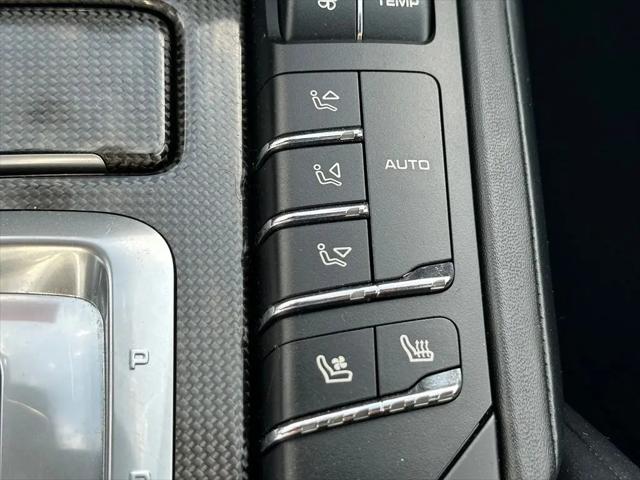 2016 Porsche Cayenne GTS