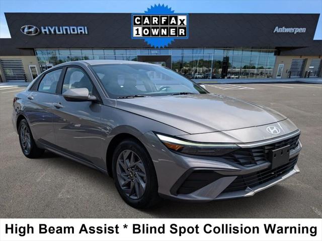 2024 Hyundai Elantra SEL 2024 Hyundai Elantra SEL