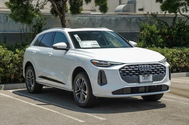 2026 Audi Q5 Premium Plus TFSI quattro S tronic
