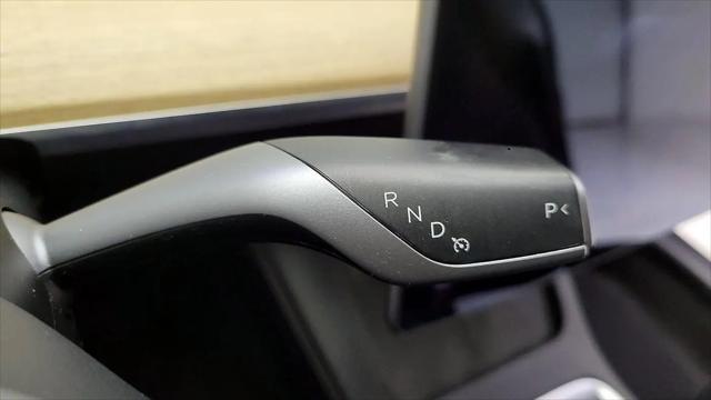 2022 Tesla Model 3 Rear-Wheel Drive