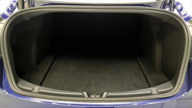 2022 Tesla Model 3 Rear-Wheel Drive