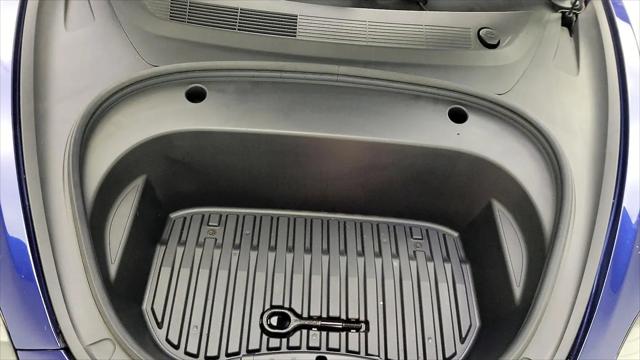 2022 Tesla Model 3 Rear-Wheel Drive