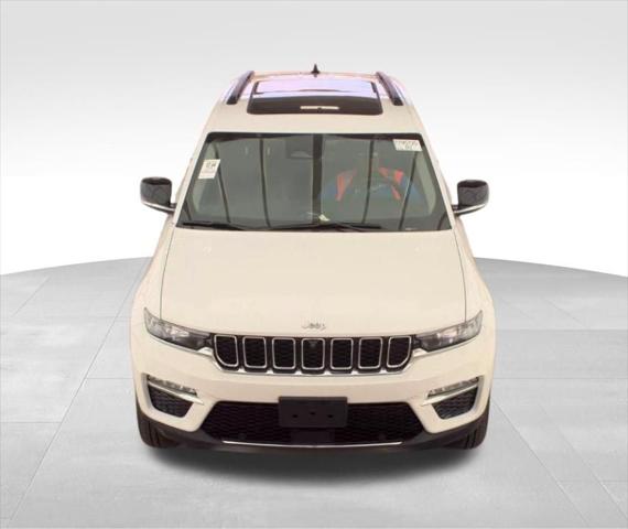 2022 Jeep Grand Cherokee 4xe Limited 4x4 2022 Jeep Grand Cherokee 4xe Limited 4x4