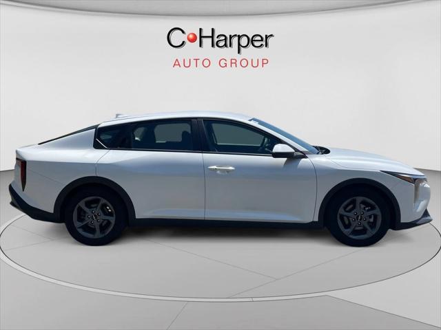 2025 Kia K4 LXS 2025 Kia K4 LXS