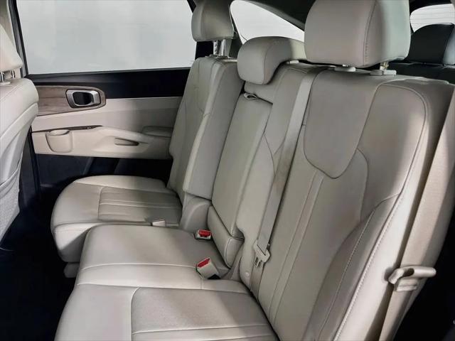 2023 Kia Sorento X-Line S