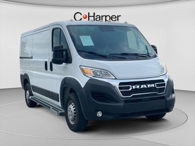 2025 RAM ProMaster 2500 Cargo Van Tradesman Low Roof 136 WB w/Pass Seat