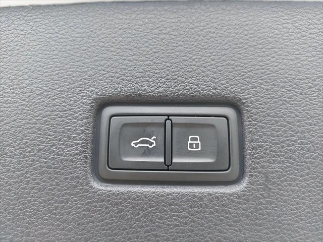 2023 Audi Q8 Prestige 55 TFSI quattro Tiptronic