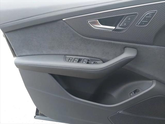 2026 Audi RS Q8 performance quattro tiptronic