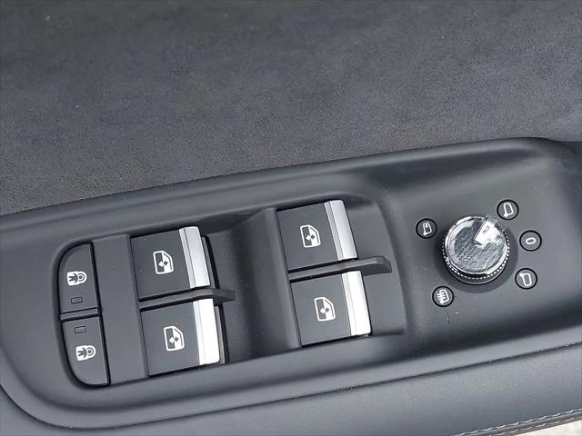 2026 Audi RS Q8 performance quattro tiptronic