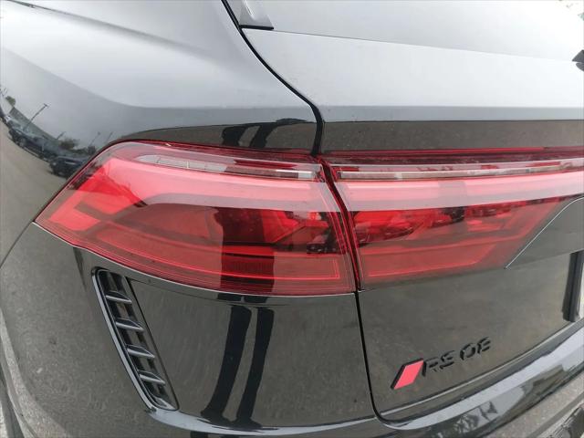 2026 Audi RS Q8 performance quattro tiptronic