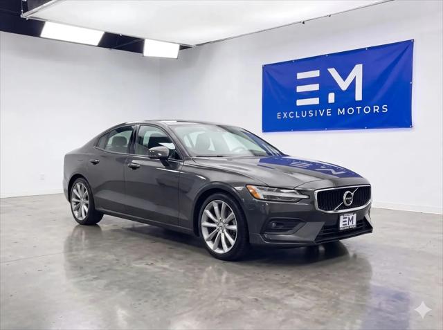 Used 2021 Volvo S60 Sedan 4D T5 Momentum I4 Turbo Specs | JD Power