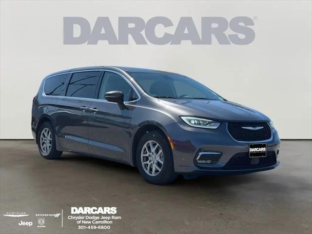 2023 Chrysler Pacifica Touring L for sale in New Carrollton, MD